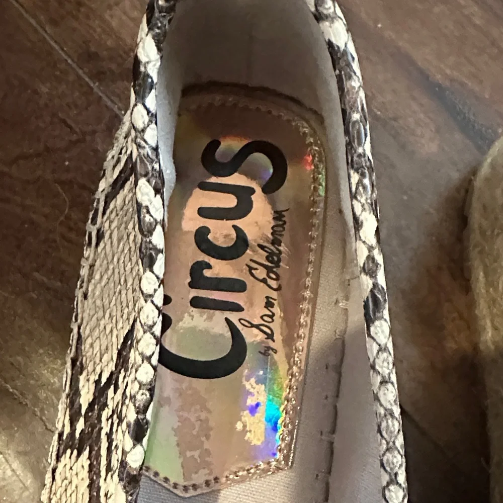 Circus by Sam Edelman espadrille animal print Snake Loafers
